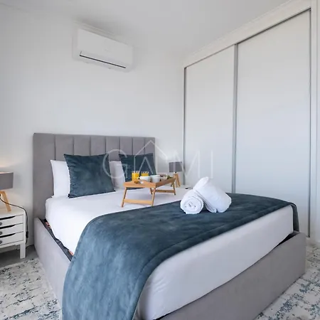Esterinha's Ocean By Galmi Apartment *